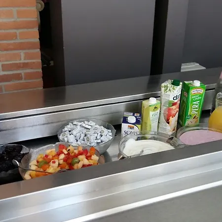 فندق Santiago ليدو دي يسولو