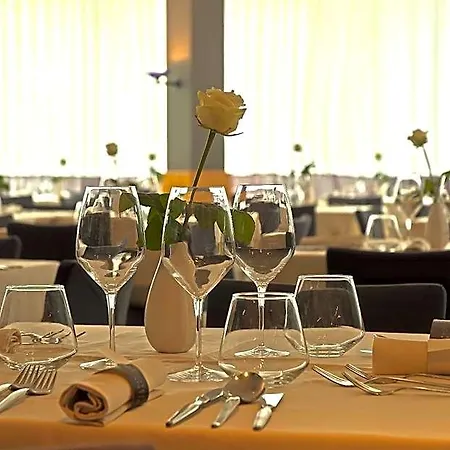 Hotel Santiago 3*